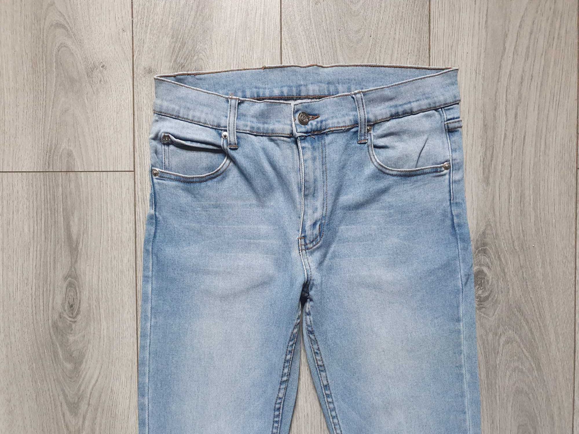 Blugi CHEAP MONDAY "Tight" barbati - Marime W32 L32 (Talie 83 cm)