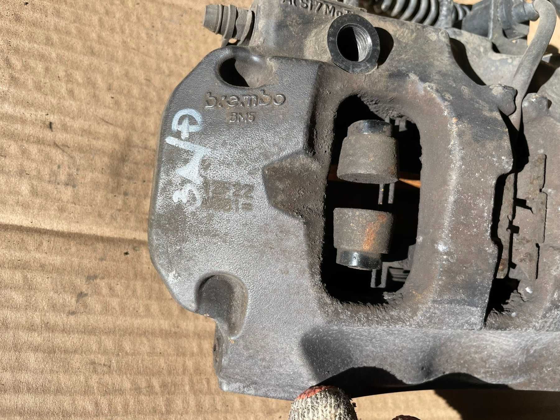 Спирачен Апарат Заден Десен 7P0615424 Porsche Cayenne 3.0D 92A/2012г