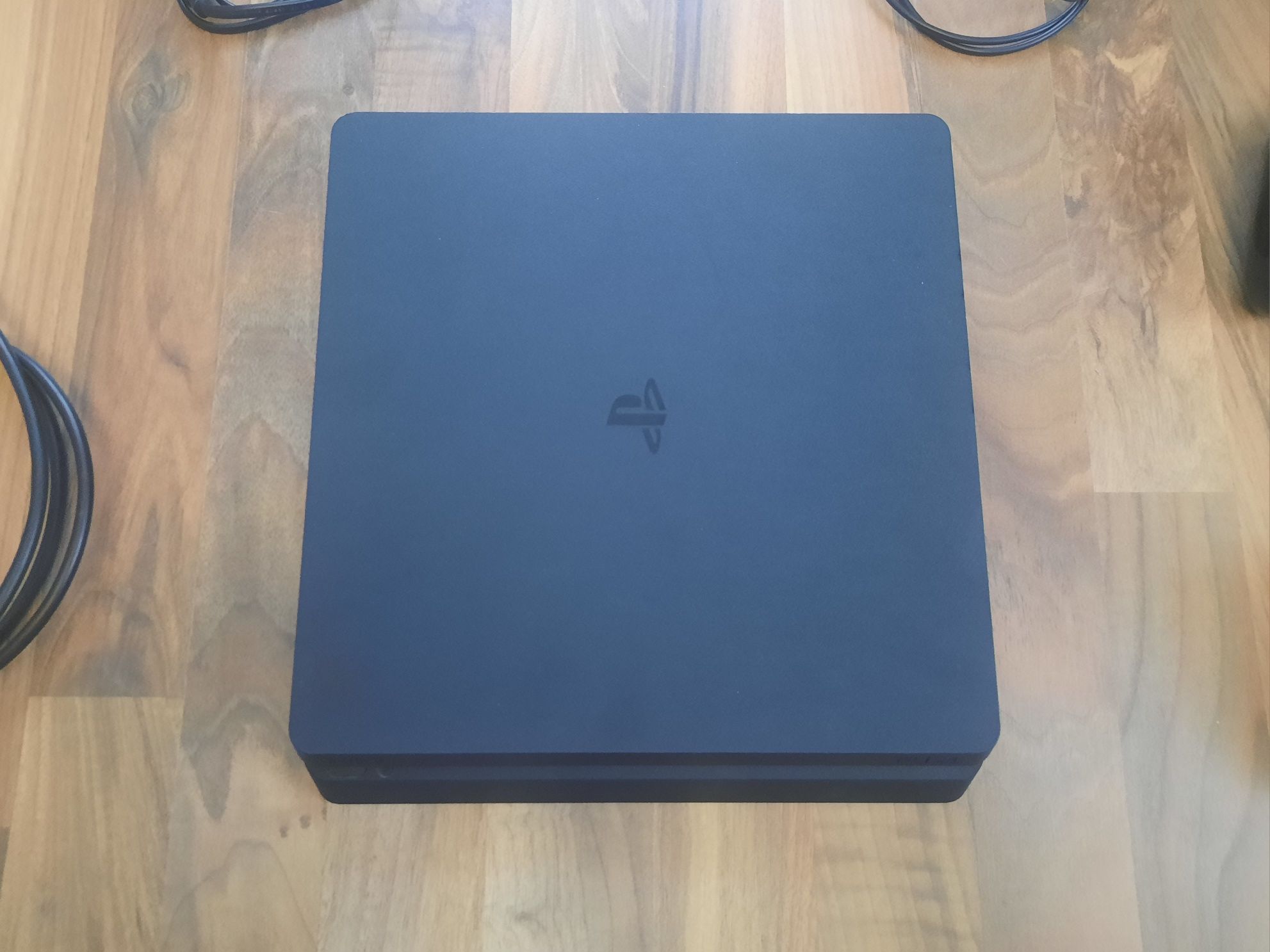 Продам Play station 4 slim 1 tb