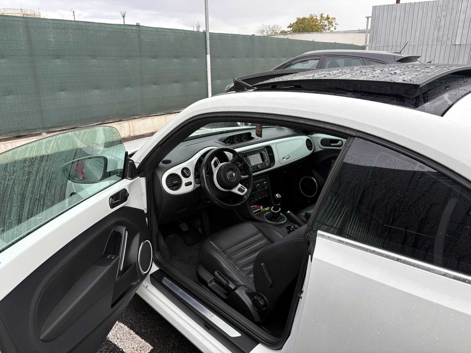 Volkswagen Beetle Black Edition