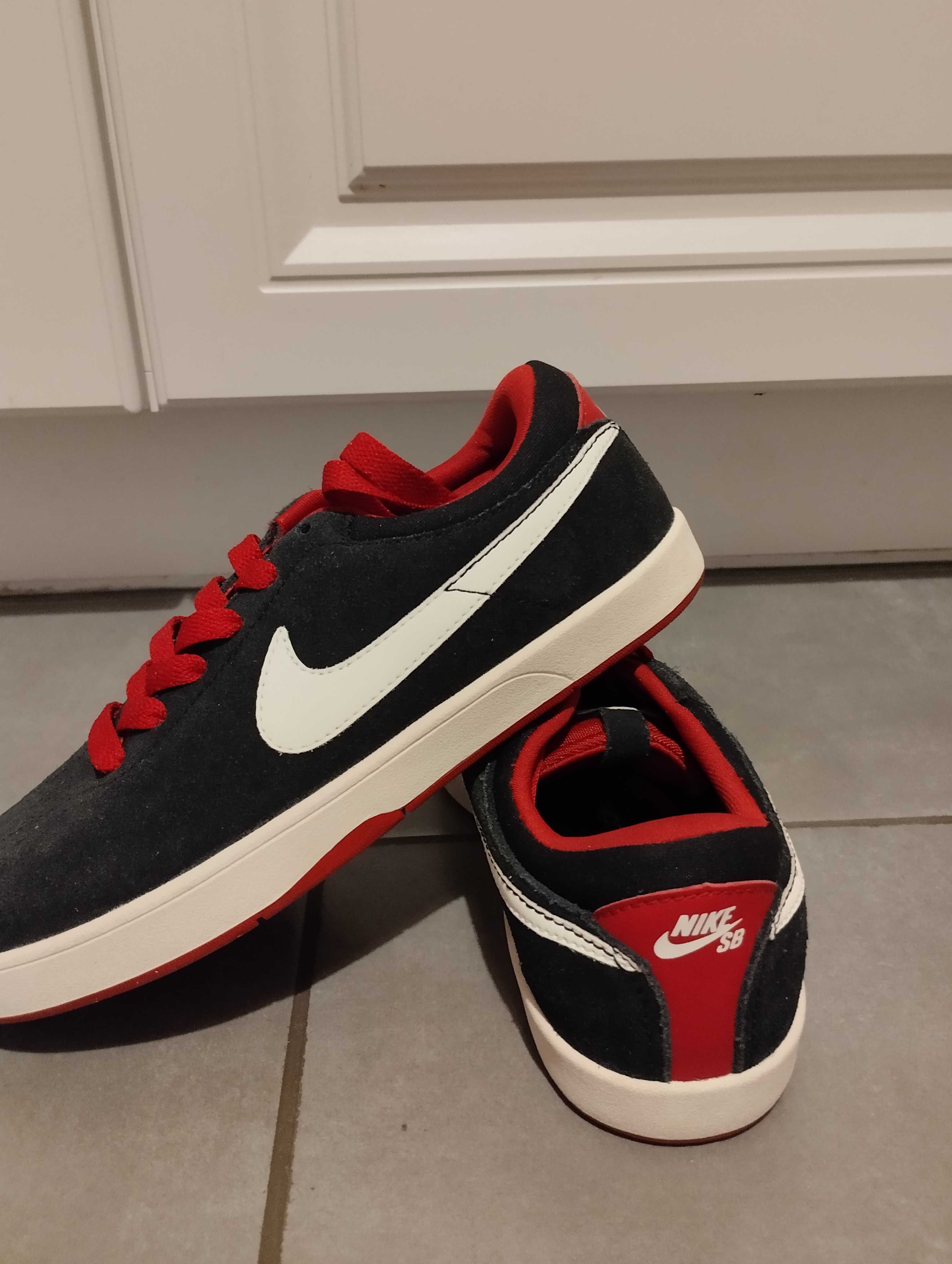 Nike SB номер 35.5 нови без фабричната кутия.