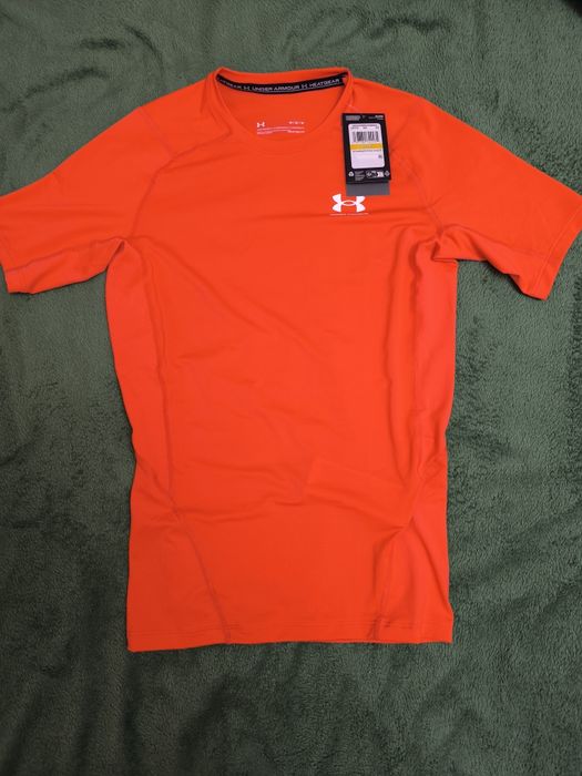 Under Armour HeatGear тениска – чисто нова, с етикет