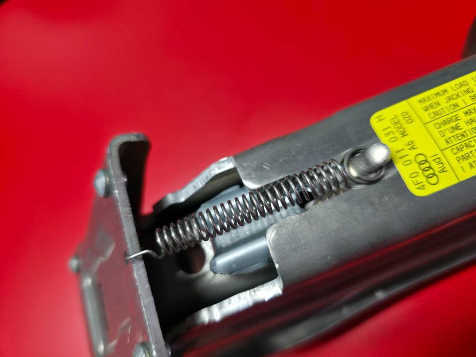 Cric Auto OEM Audi Aluminiu 1 Punct AUDI A3 A4 A5 A6 VW SKODA SEAT