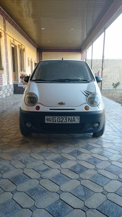 Матиз сотилади метанда