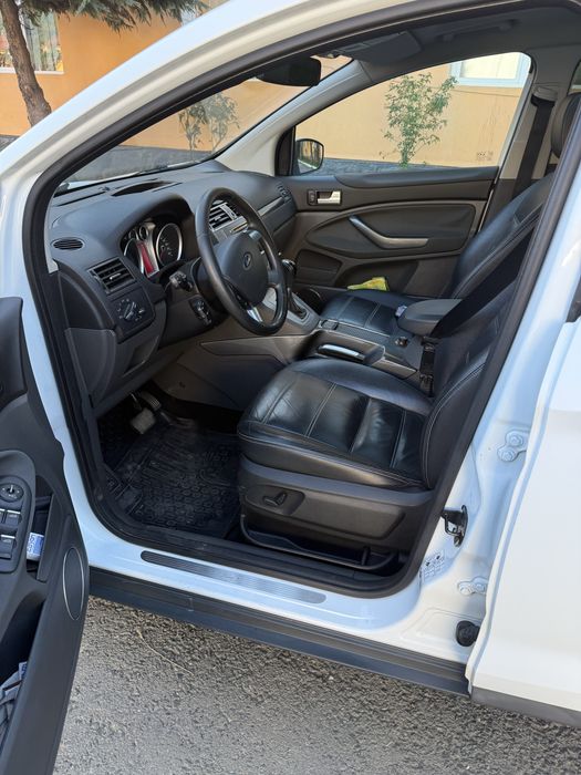 Vand ford kuga automat