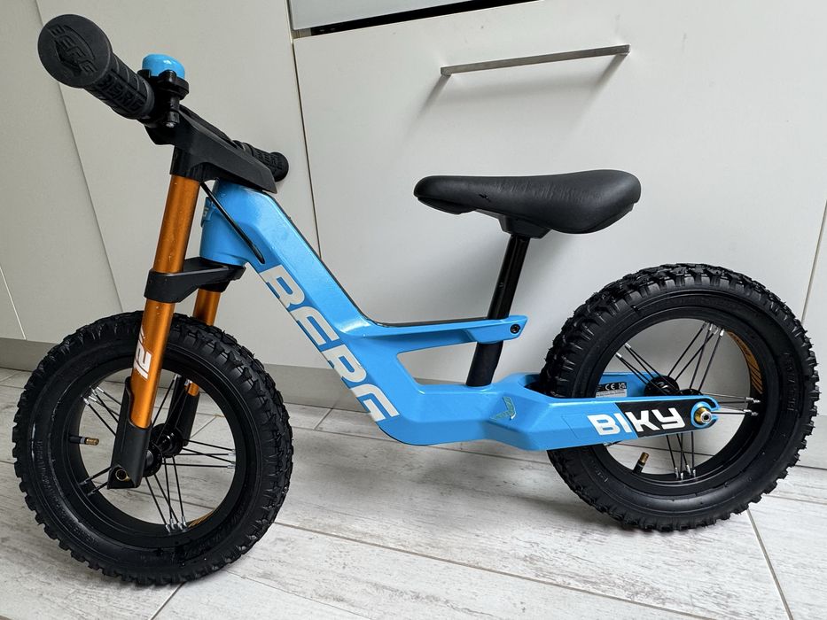 Bicicleta fara pedale BERG Biky Cross Albastru cu Frana de Mana