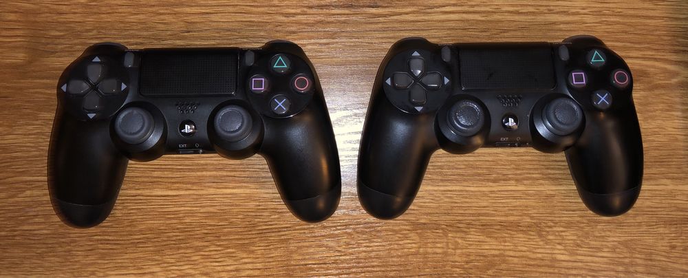 Playstation контролери - 2 броя