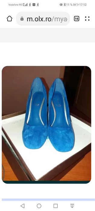 Vand pantofi ocazie, negrii- piele int/ext cu pietricele si albastrii