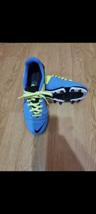 Ghete fotbal  diferite  mărimi