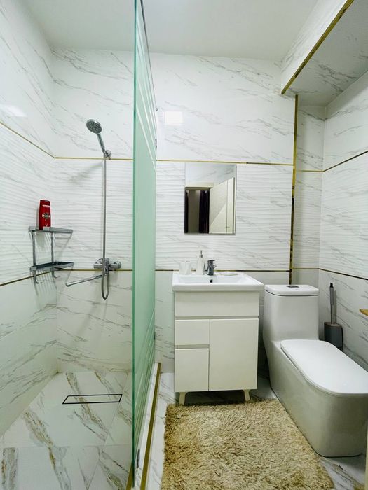 Zarafshon City Продается 4 комнатная квартира ремонт Бобура Яккасарай