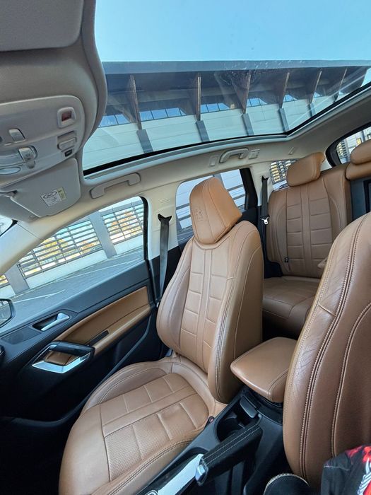 Peugeot 308 1.6 bluehdi 120 cp INMATRICULAT RO FULL OPTION