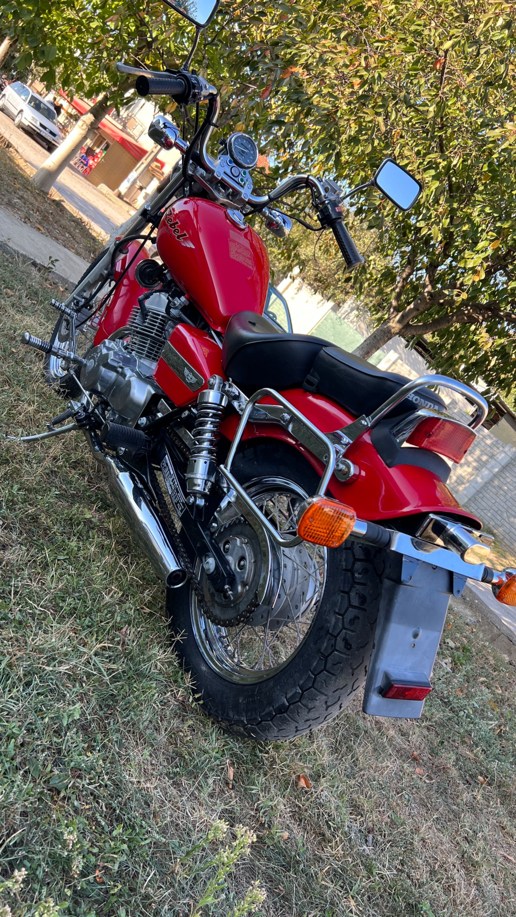 Honda CA Rebel 125