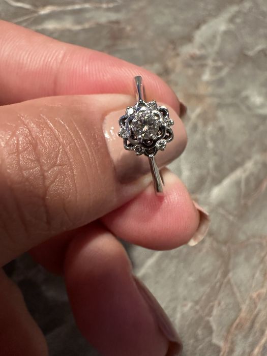 Inel din aur de 18K si diamante naturale