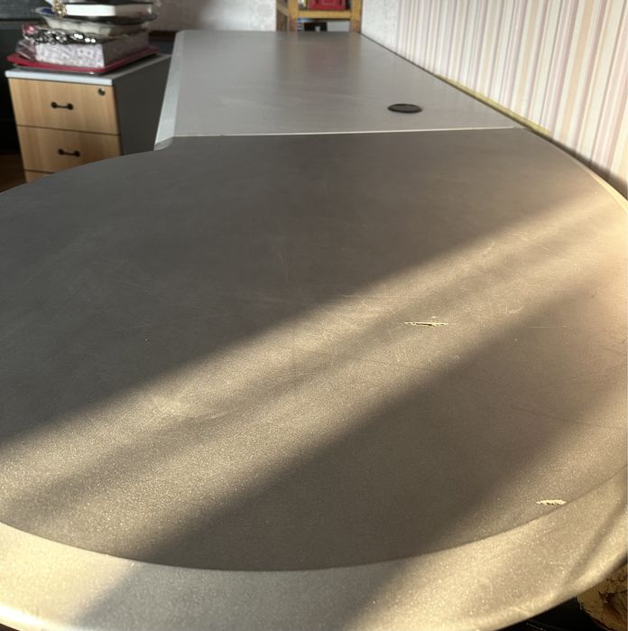 Стол письменный, полка на колесах, стул