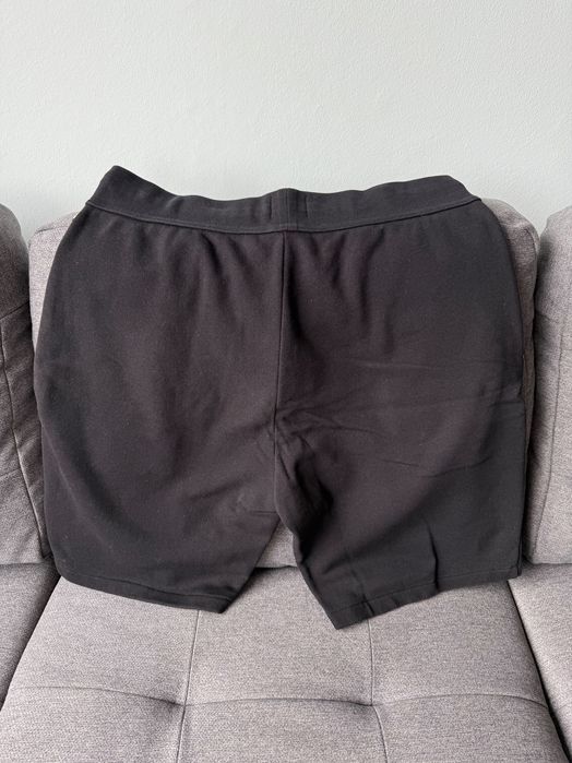 Нови автентични черни мъжки шорти Boss размер L