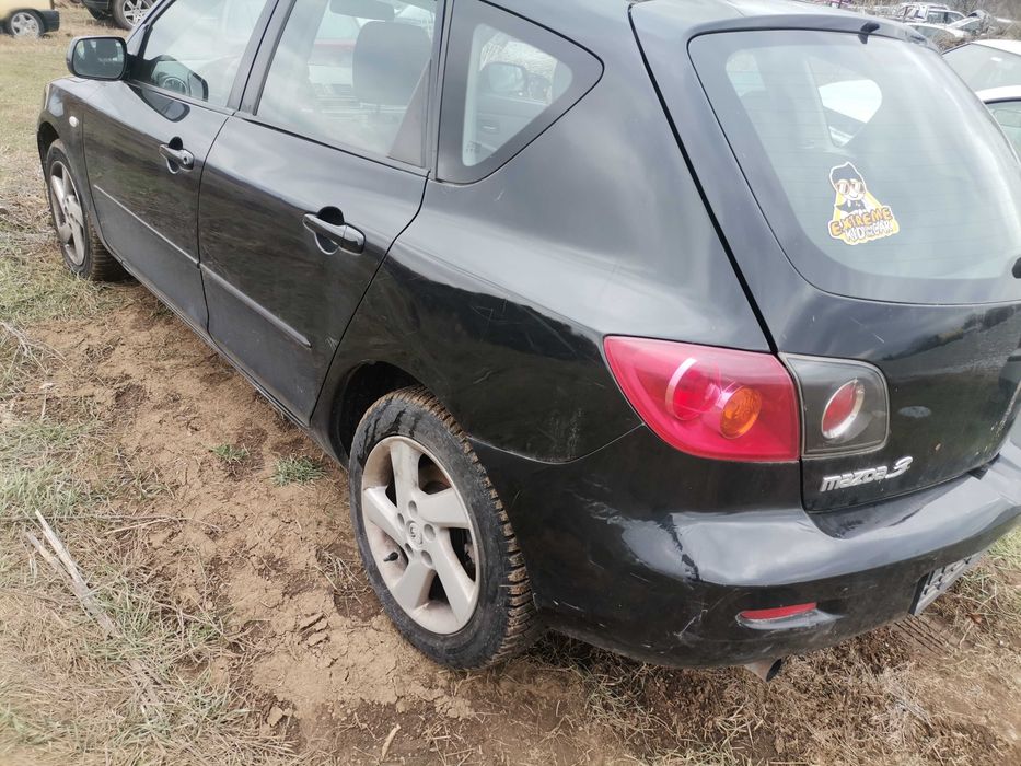 Продавам Mazda 3/Мазда 3 2.0 дизел-143 коня на части.