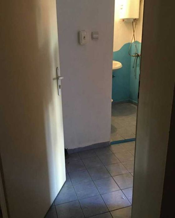 Дава се под наем Едностаен апартамент в Бургас, Възраждане - 35 кв.м за 100 € - Снимка #5