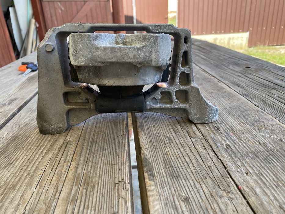 Suport motor Ford Focus 2, C Max 2.0 tdci