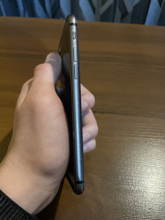 iPhone 8 64GB Space Gray