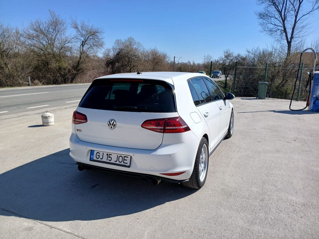 Vand golf 7 gti 2016 .