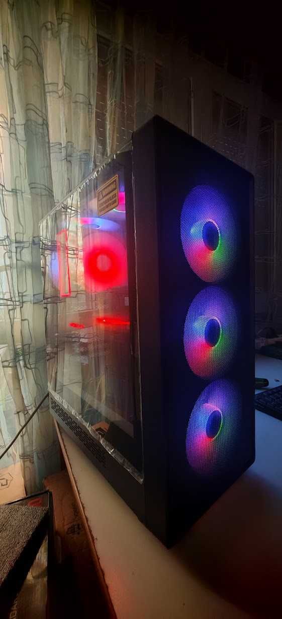 Продавам Геймърско PC Ryzen 5 7500F/32Gb/1TB nVme/RTX 3060TI/Гаранция