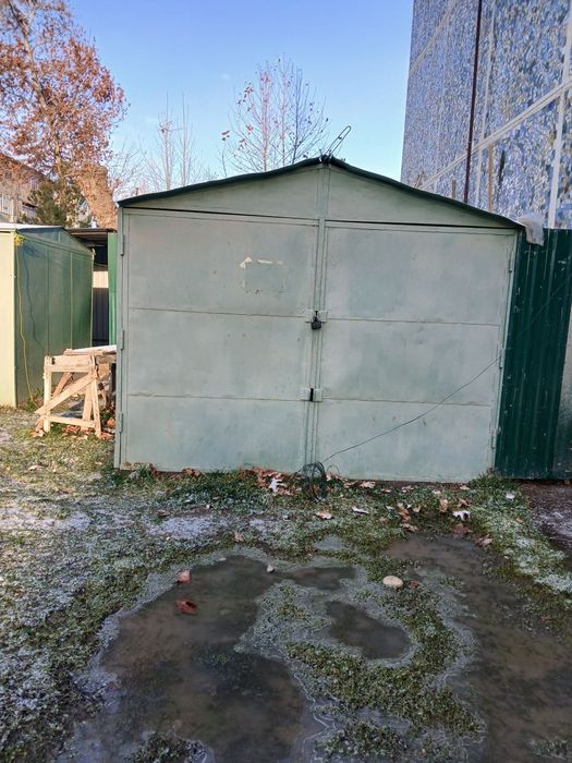 Продаётся переносной гараж.!