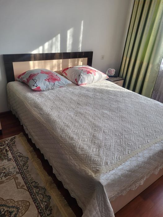 Продаётся спальный гарнитур