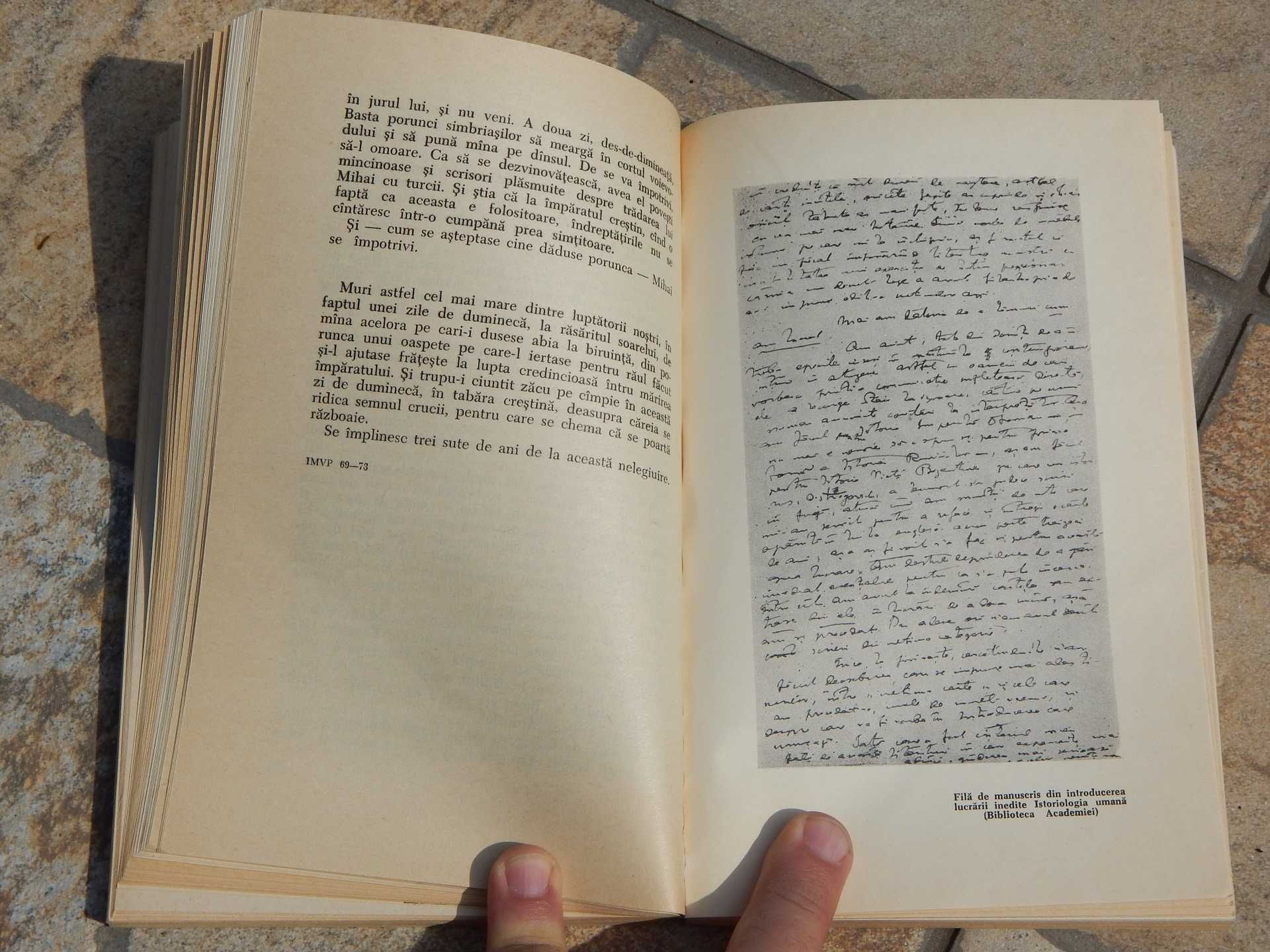 Pagini alese Nicolae Iorga set complet 2 volume Edit Literatura 1965