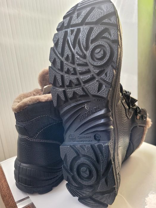 Зимние меховые ботинки
