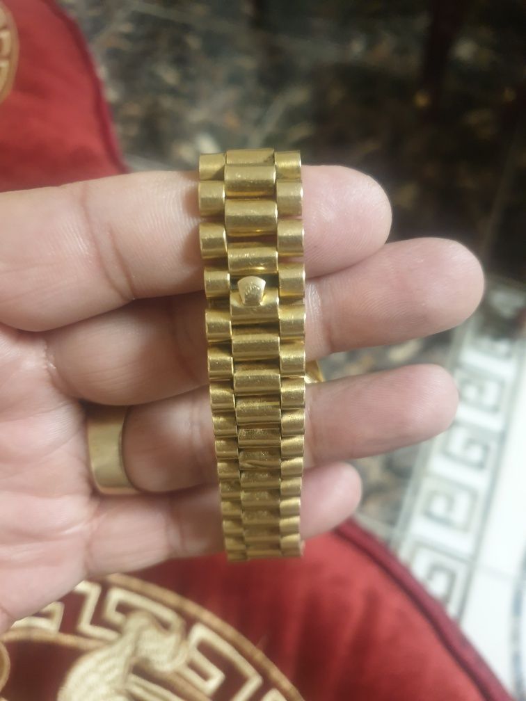 Vand ceas rolex 18k