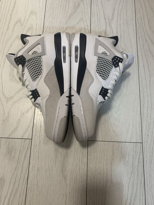 Jordan 4 military black