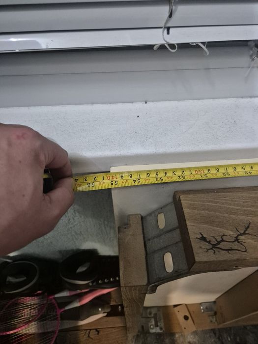 Разтегаема дървена маса с пирография