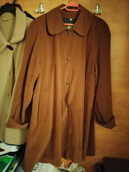 Trench maro din spandex