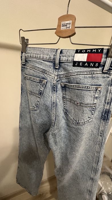 Оригинални дънки Tommy jeans