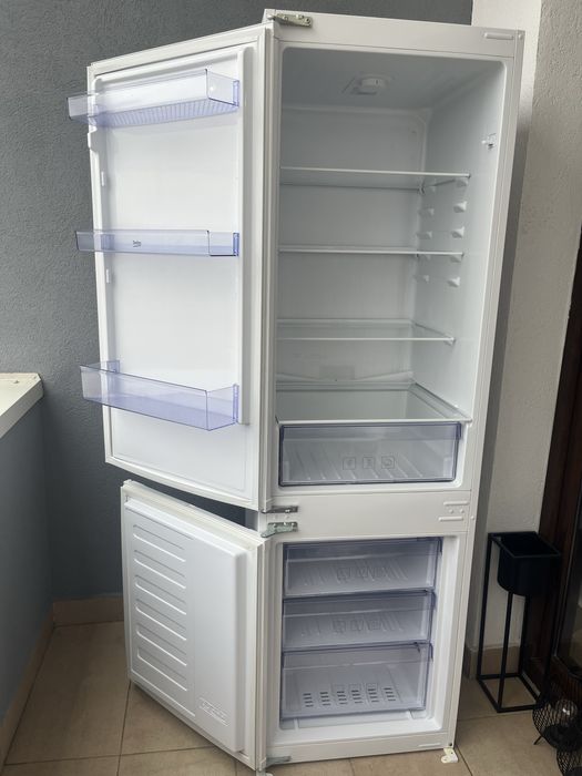 Combina frigorifica frigider Beko BCSA285K2S, 271 l, Clasa A+