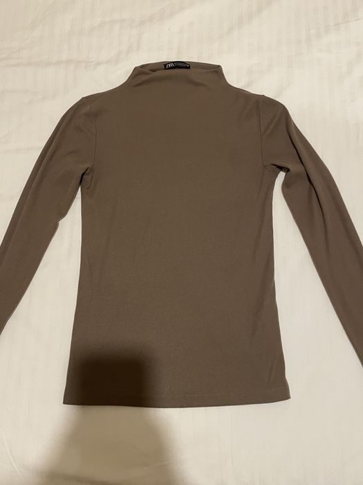 Bluza tip Zara  cu guler scurt