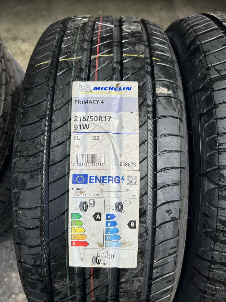 Două anvelope noi de vară 215/50R17 Michelin!
