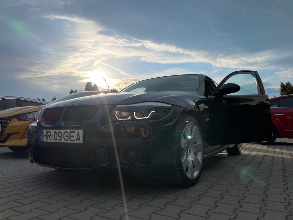 BMW e91 320d / 163cp** / M47 / M Style / LED Angel Eyes / r18