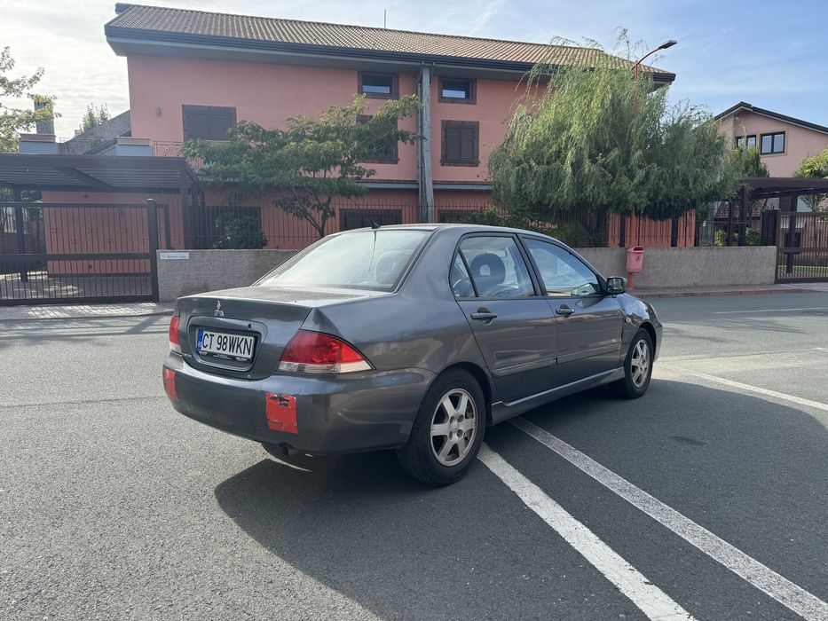 Mitsubishi Lancer 1.6 benzina cu gaz 2009