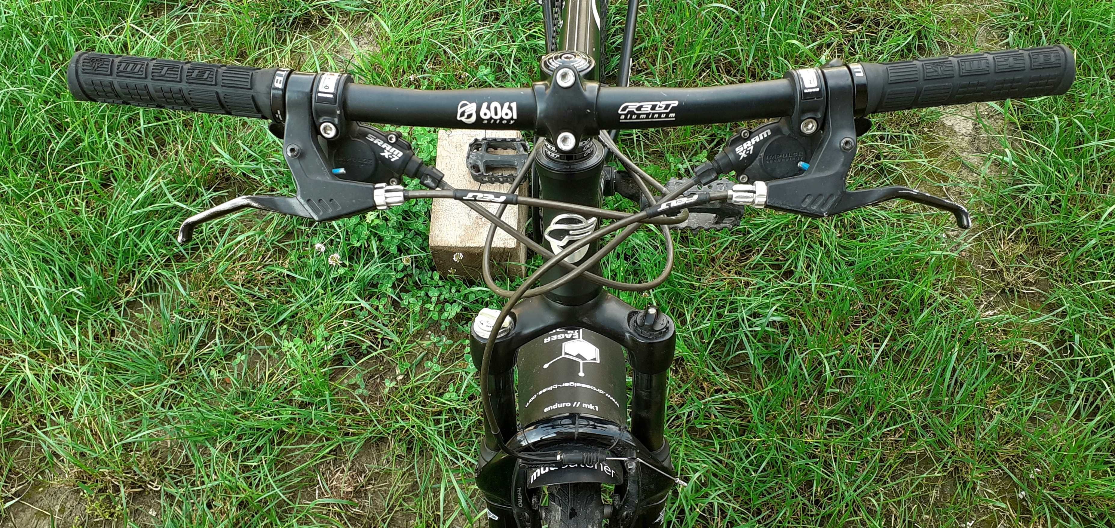 Bicicleta Felt Q800 Superlite