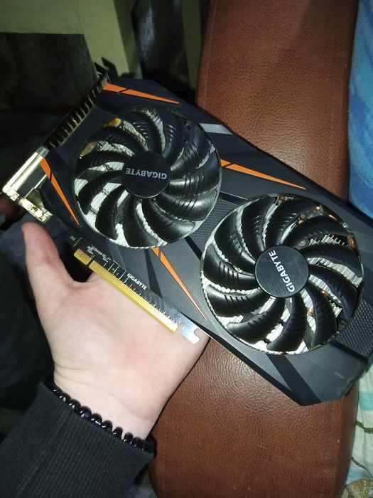 Продам GTX 1060 3GB