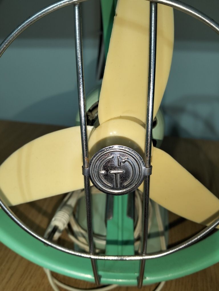 Ventilator de masa retro