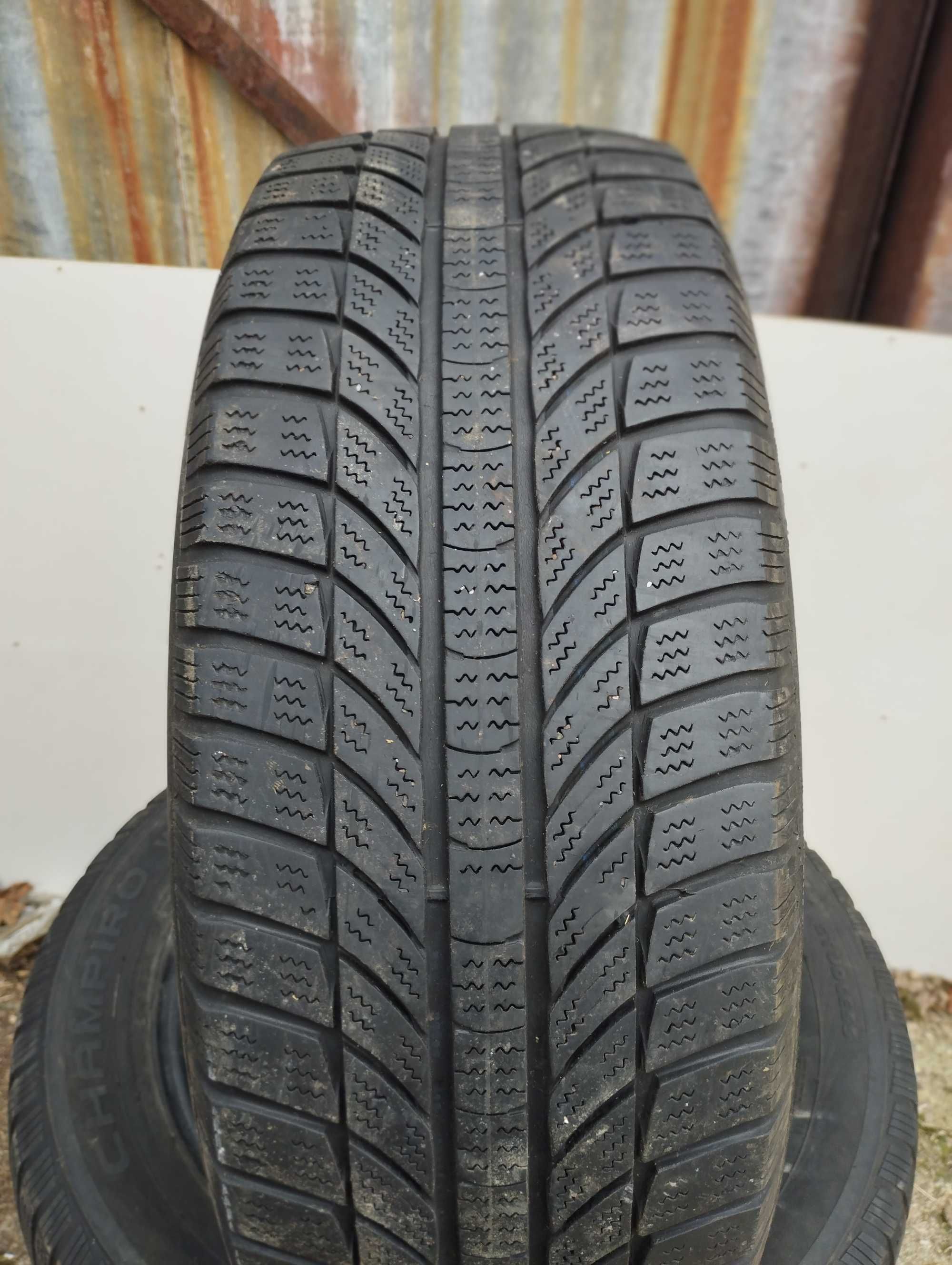4x Anvelope CHAMPIRO 205/60/16