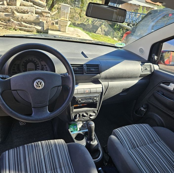 Volkswagen Fox 1.2 Benzină – 2008 – Stare foarte bună 

Vând Volkswage