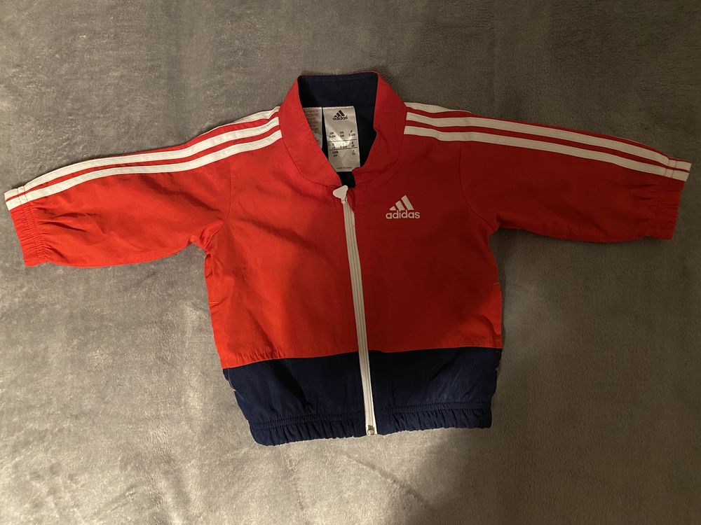 Gecuta Adidas bebeluși