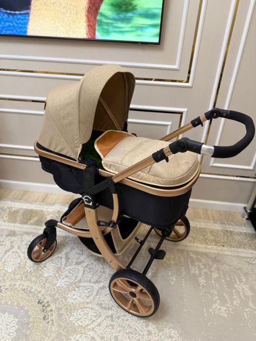 Продам коляску детскую