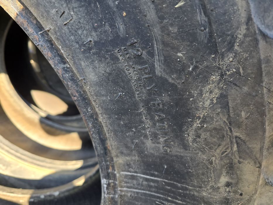 Anvelope industriale 16.9r28 BKT