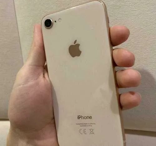 Продам айфон 8 в белом цвете