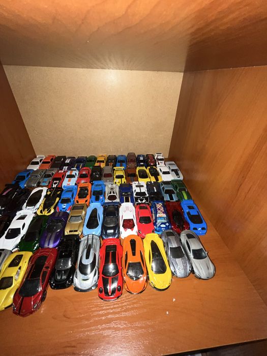 Hot wheels колички