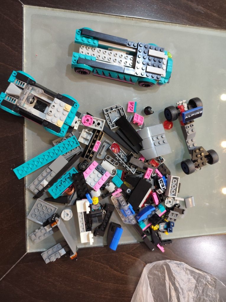 Lego - смесено с различни части